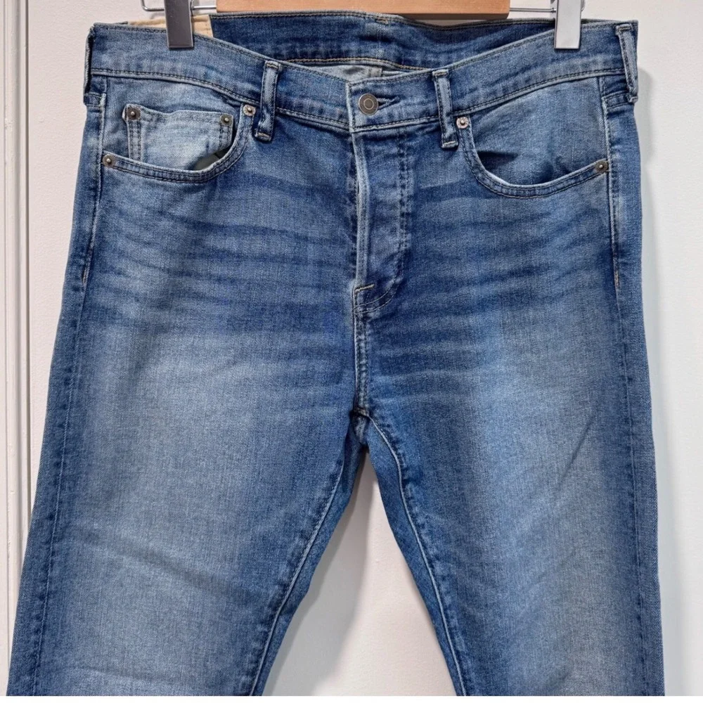 Abercrombie Fitch‎ Mens Jeans Button Fly Medium Wash Slim Fit Size 33x32